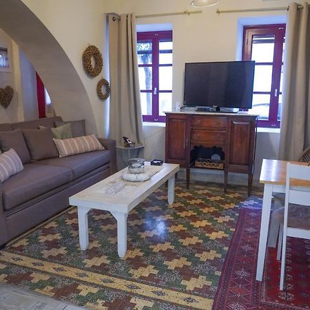 Traditional House Of 1898 In The Heart Of Old Town Of Nafplio Bagian luar foto