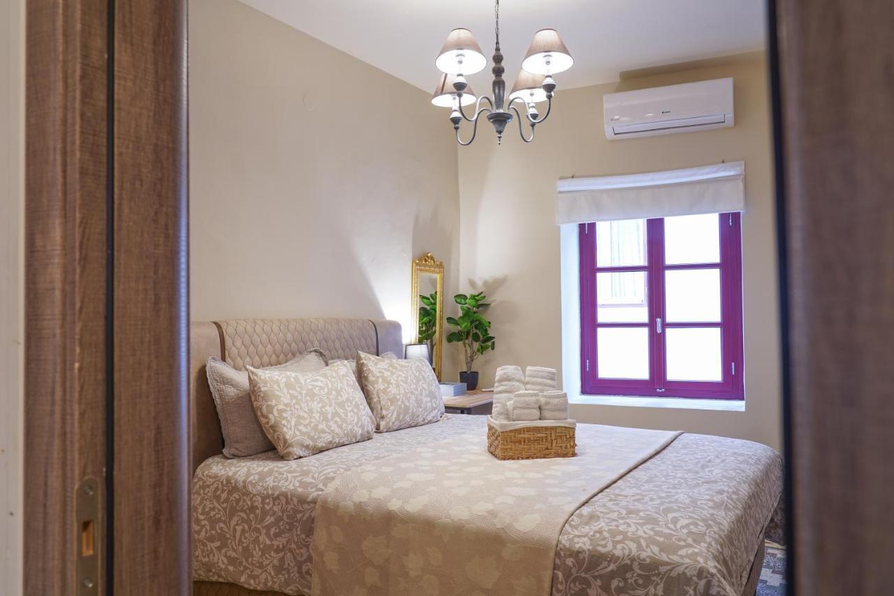 Traditional House Of 1898 In The Heart Of Old Town Of Nafplio Bagian luar foto